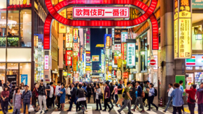 Japan Tokio Nacht Leuchtreklamen Foto iStock ke.jpg